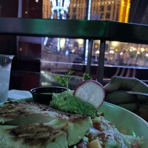 Meet your Posher, Maylana